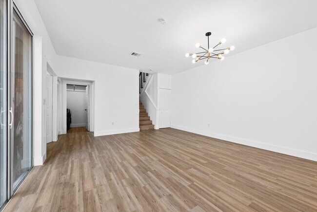 Building Photo - 1551 Seagrape Way