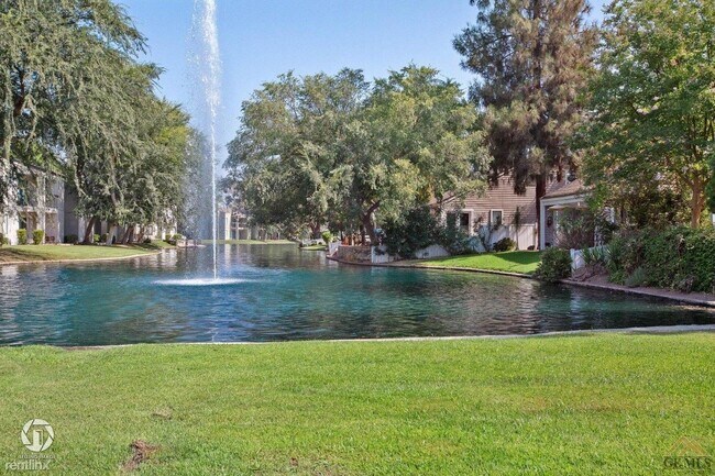 Building Photo - 1 br, 1 bath Condo - 8000 Kroll Way Apt 25
