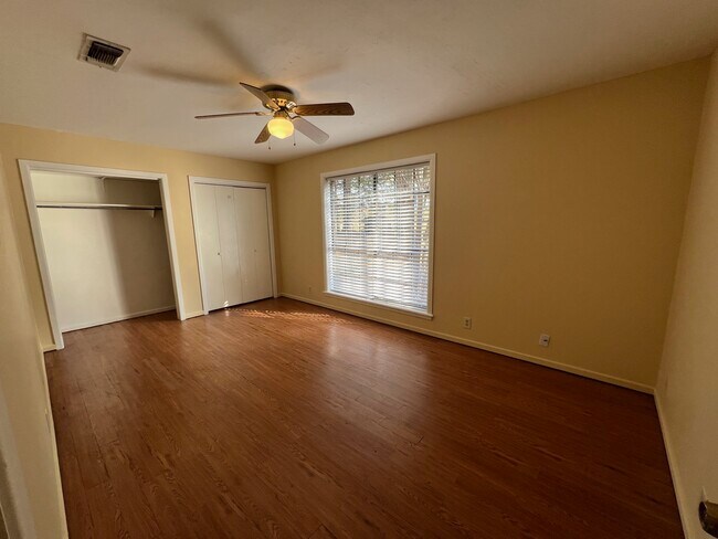 Building Photo - 3209 Hastings Crossing Rd