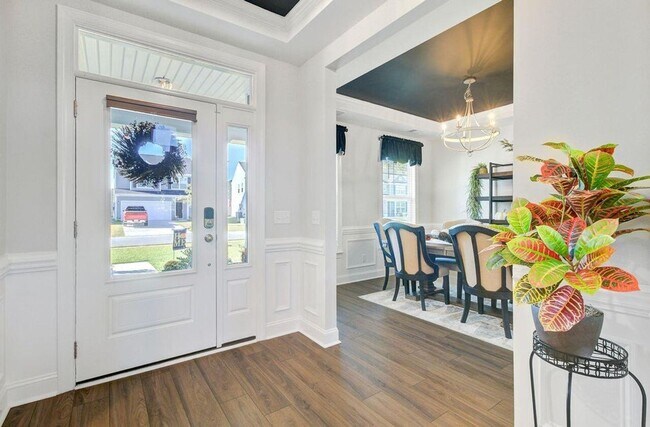 Building Photo - 3 Bedroom, 2.5 Bathroom Home in Oakley Pointe - Moncks Corner