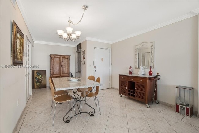 Building Photo - 245 18th St