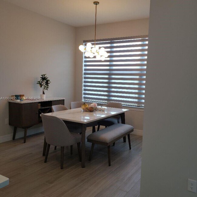 Building Photo - 9139 Passiflora Wy