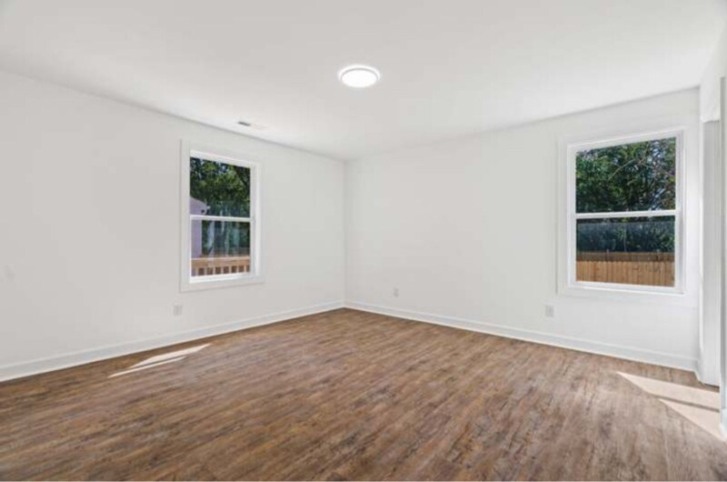 Building Photo - 629 Spencer Ave