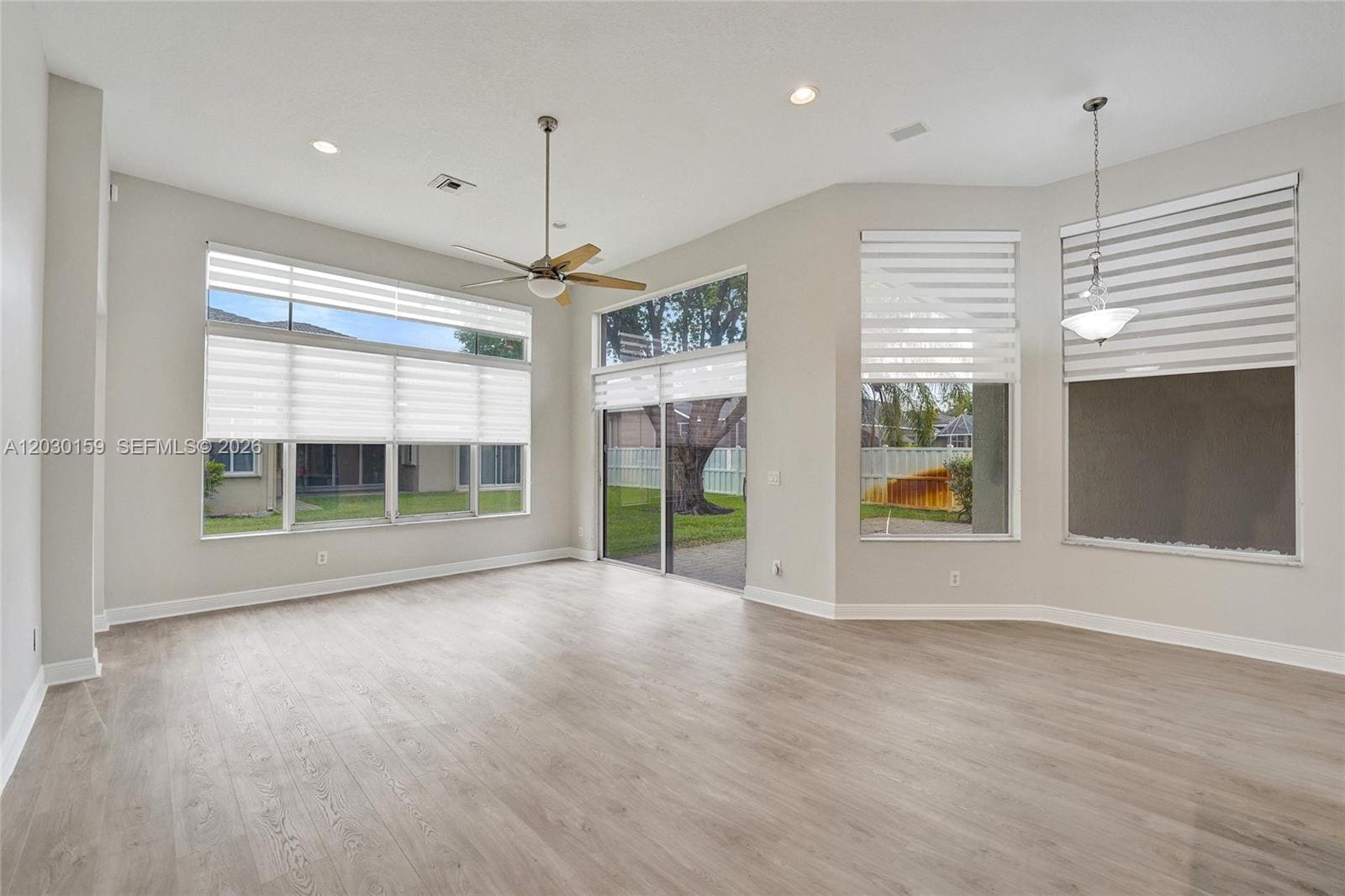 Building Photo - 6334 SW 192nd Ave