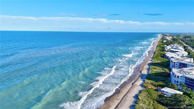 Building Photo - 2375 NE Ocean Blvd