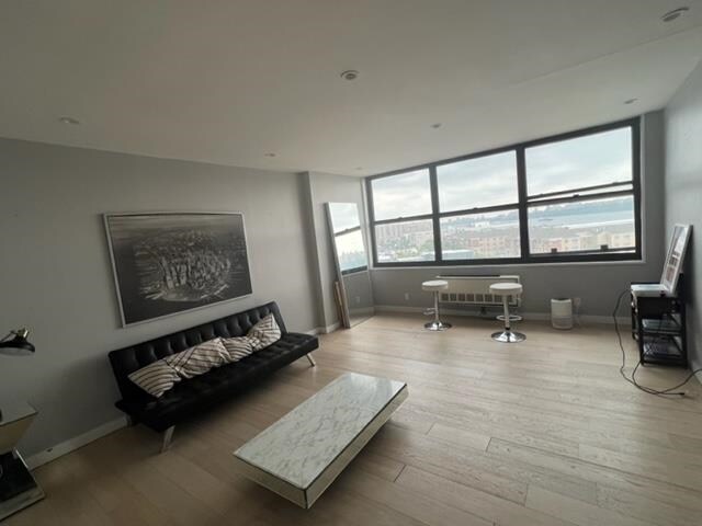 Building Photo - 7004 Boulevard E