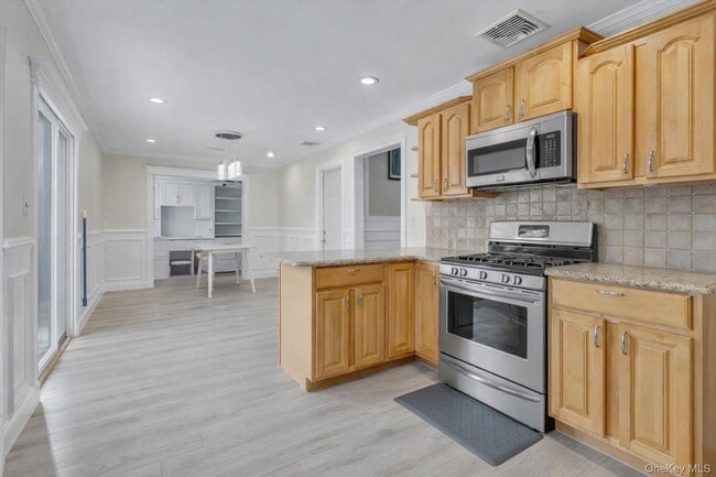 Building Photo - 28 Pagnotta Dr