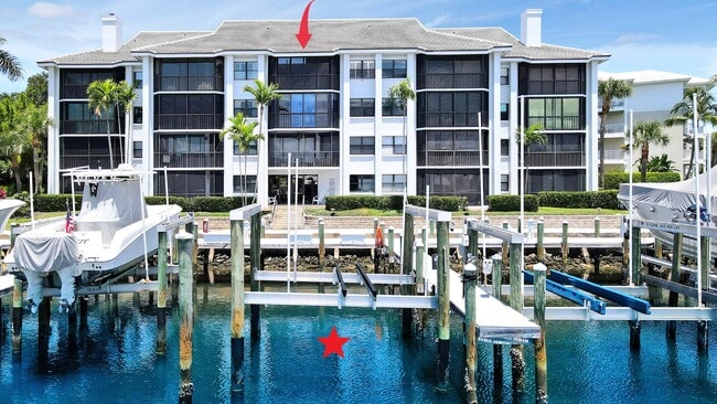 Building Photo - 543 Bay Colony Dr N