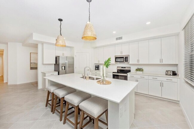 Building Photo - 12620 Radiance Ct