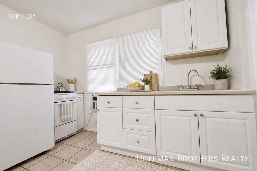 Building Photo - 614 Hauser Blvd