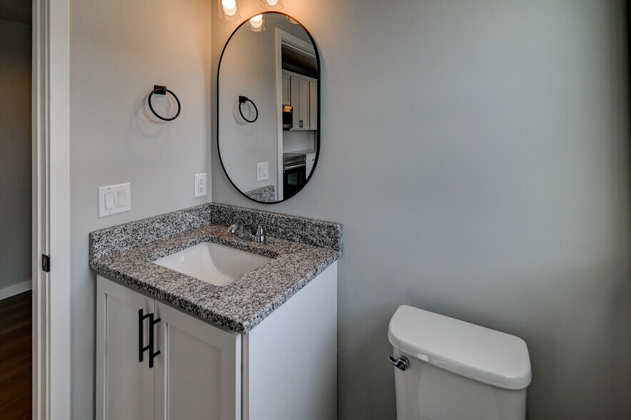 Building Photo - 2908 Radicchio Dr