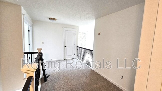 Building Photo - 2726 NE 159th Cir