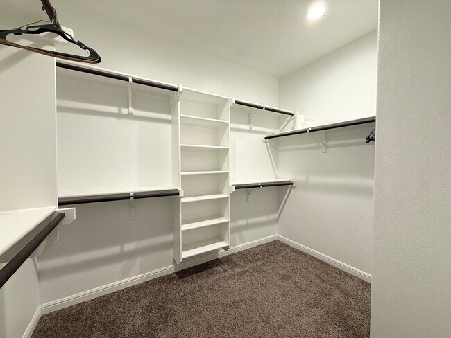 Building Photo - 7104 Thomas Paine Rd