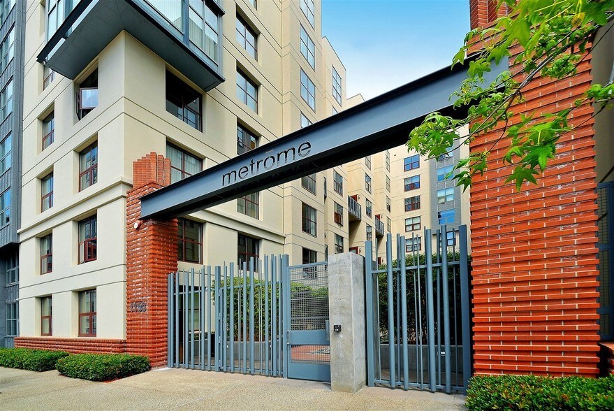 Building Photo - 1150 J St