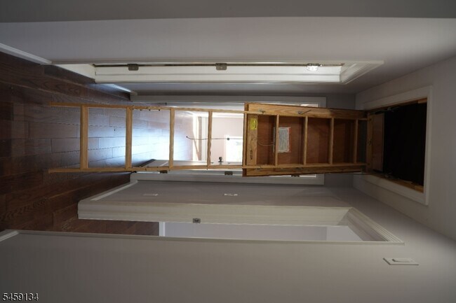 Building Photo - 168 Johnson Ave