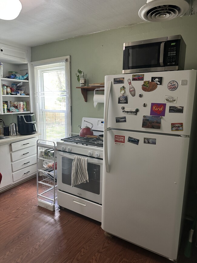 kitchen with gas stove - 2041 Rhode Island St