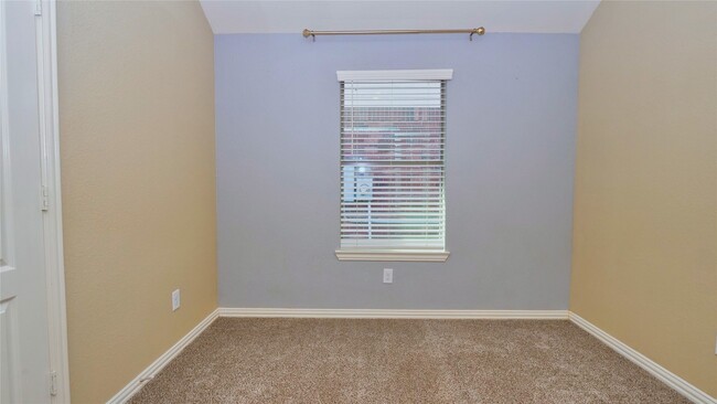 Building Photo - 21914 Winsome Rose Ct