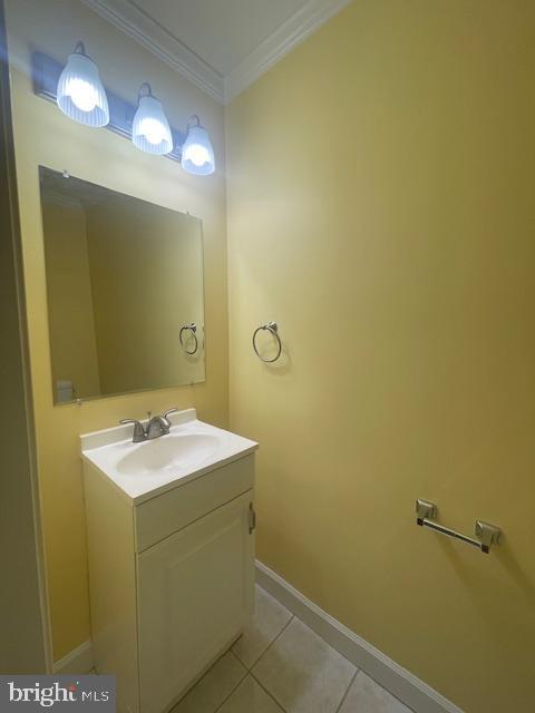 Building Photo - 1704 Barnaby St