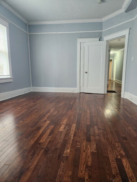 Bedroom 1 - 6 Fontainebleau Dr