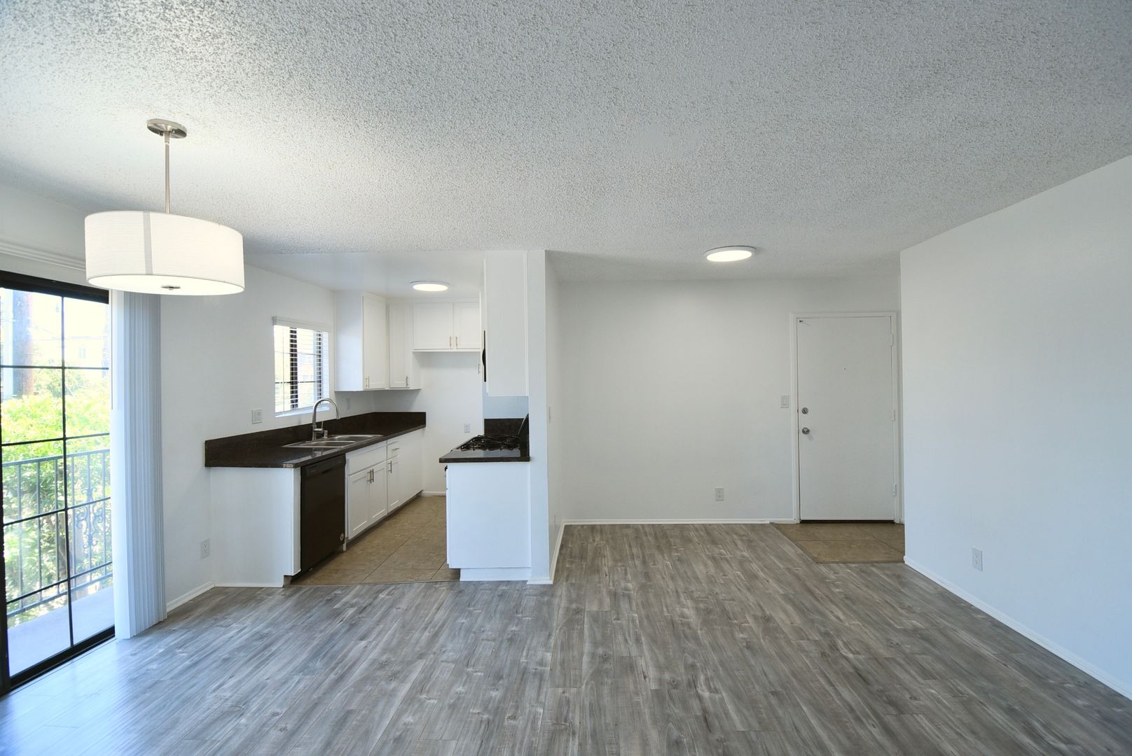 Building Photo - 5921 Whitsett Ave