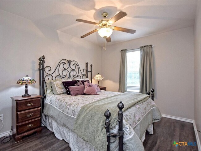 Building Photo - 4602 Waterbury Dr