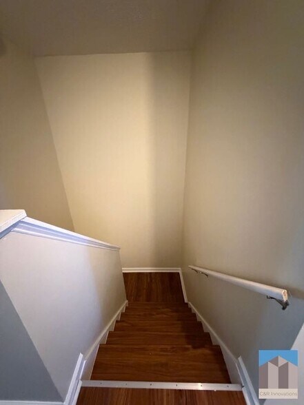 Building Photo - 5196 Tew Ln SW