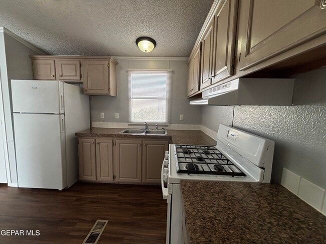 Building Photo - 850 Talbot Ave