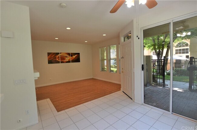 Building Photo - 79 Waxwing Ln
