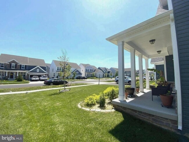 Building Photo - 5763 Hawk Ridge Rd