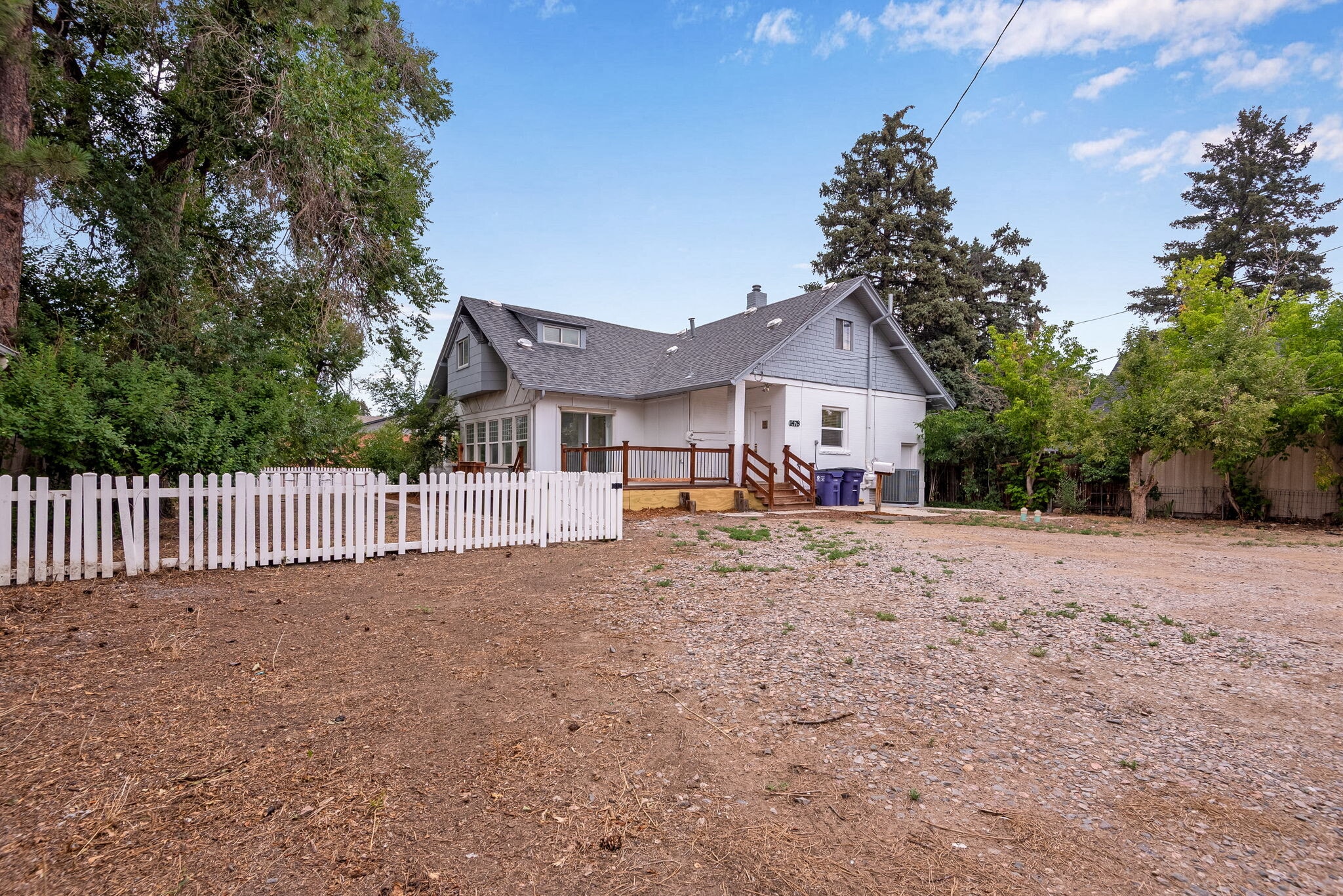 Building Photo - 1478 S University Blvd