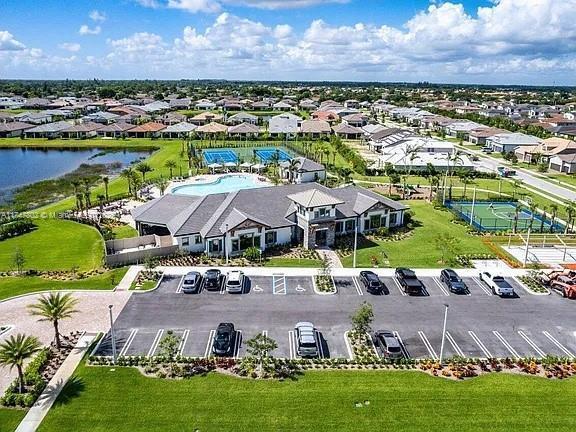 Building Photo - 4757 Roldan Ct