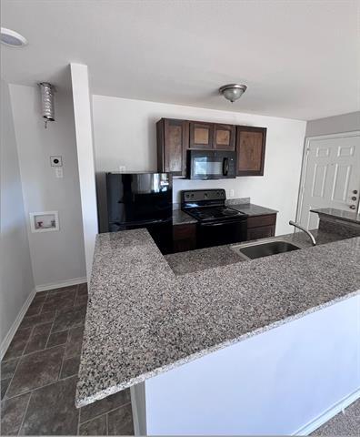 Building Photo - 9837 Walnut St