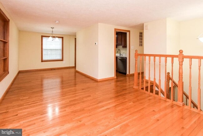 Building Photo - 6584 Madrigal Terrace