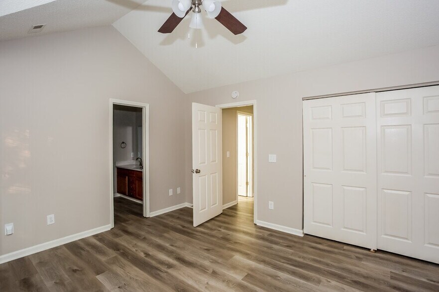 Building Photo - 1309 Southwind Ct SW