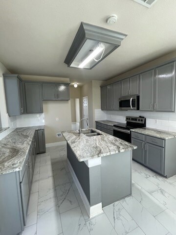 Building Photo - 1601 Canyon Creek Ct