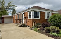 Building Photo - 5542 N Odell Ave