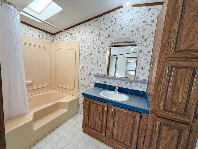 Building Photo - 531 Daniel Webster Hwy