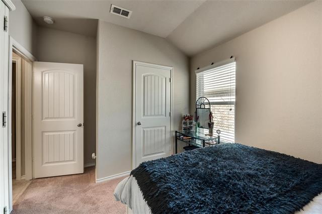 Building Photo - 649 Clearbrook St