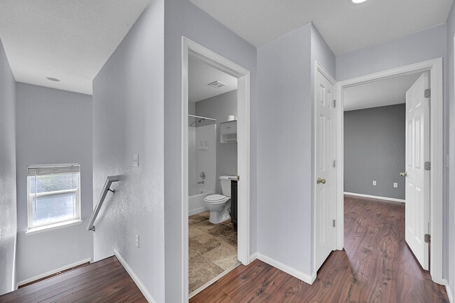 Building Photo - 6431 Raleigh Ct