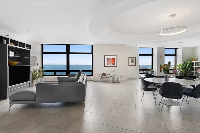 Building Photo - 680 N Lake Shore Dr