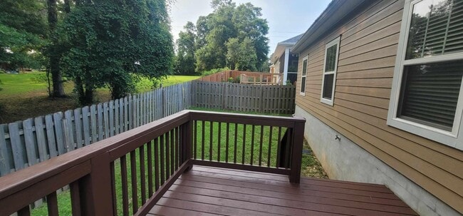 Building Photo - 2502 Tippecanoe Ridge