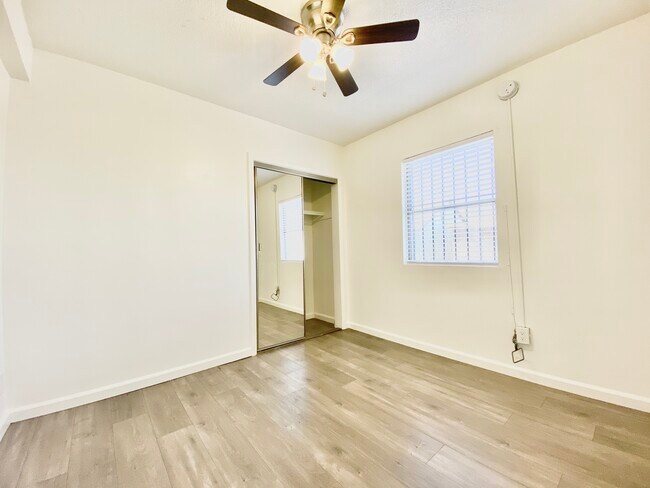 Building Photo - 10626 S Budlong Ave