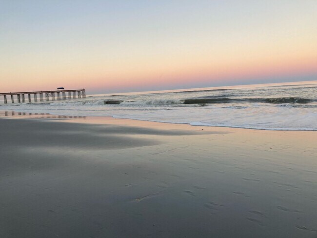 Building Photo - Steps to the Ocean! 3/3, 2198sq', Ocean View, Furnished