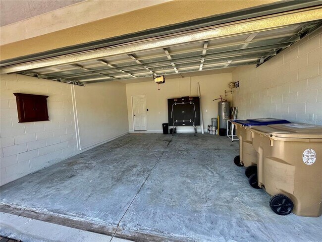 Building Photo - 2712 Vermillion Ct