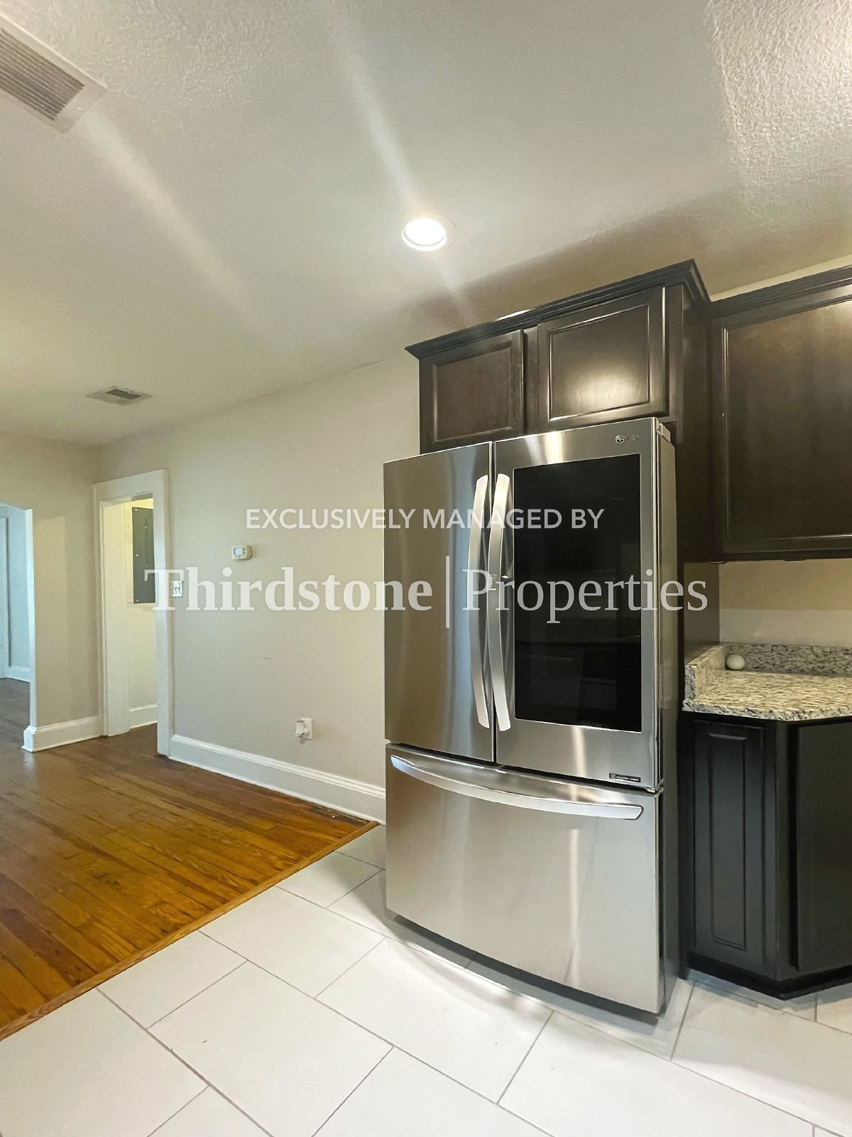 Building Photo - 725 Cherokee St