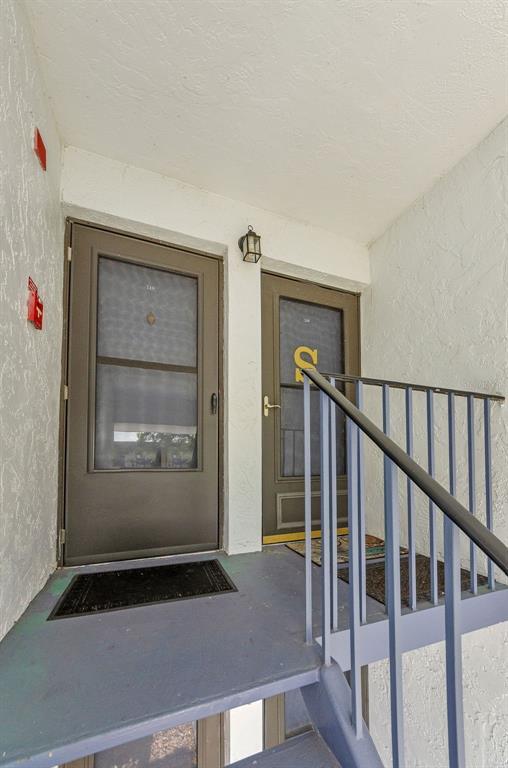 Building Photo - 146 Cypress Ln
