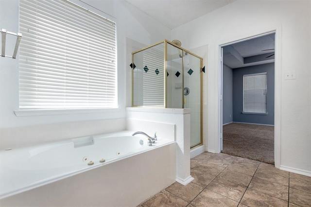 Building Photo - 9401 Meyers Canyon Dr