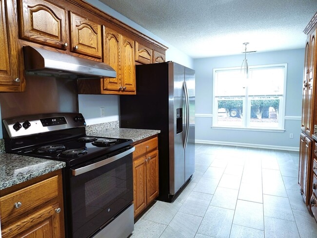 Building Photo - Pristine, Ranch Style Home Located in the Clubview Acres Community in Monroe