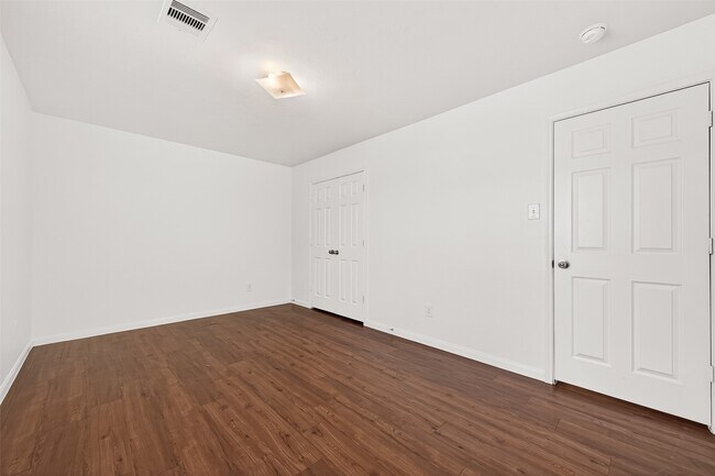 Building Photo - 5943 Stockholm Ct