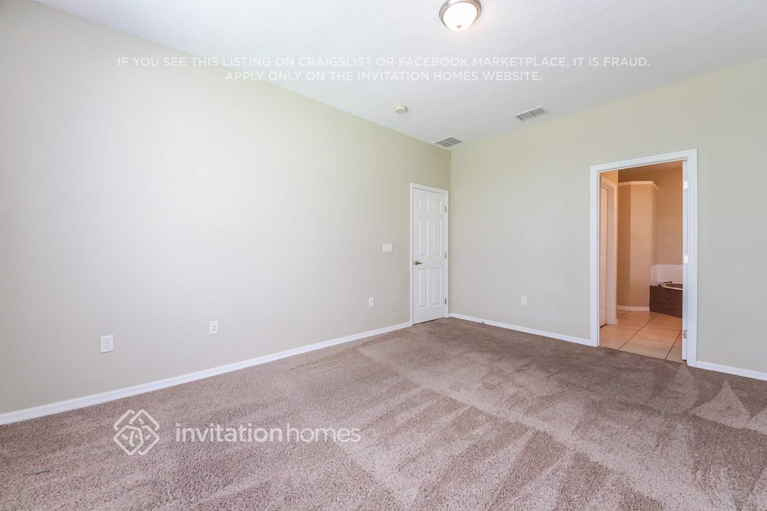 Building Photo - 16000 Arrowhead Trail